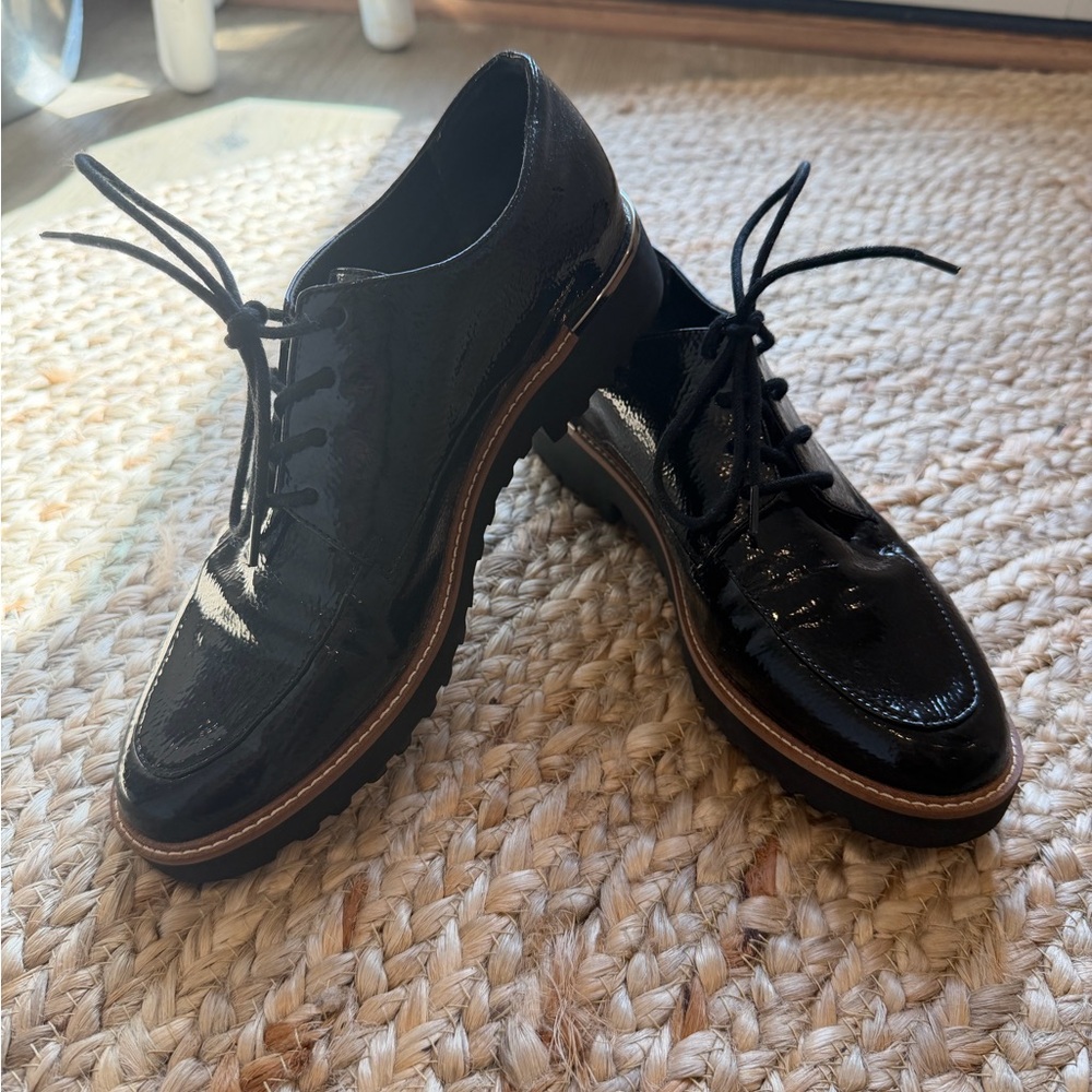 Women’s Franco Sarto Black Patent Leather Lace-Up Derby Shoes